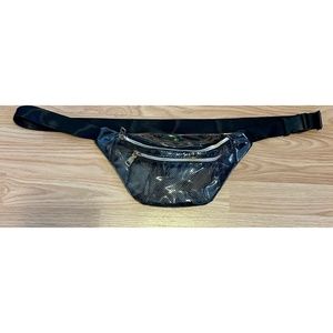 🤍🖤Transparent Fanny Pack🖤🤍